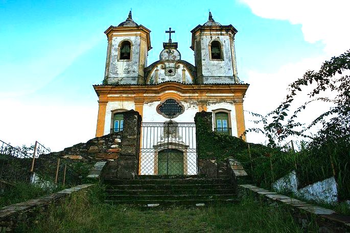 Igreja N.Sra. das Mercês e Perdões