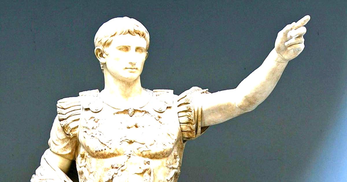 Explorando Estilos e Características da Arte Romana: Pintura, Escultura e Arquitetura.