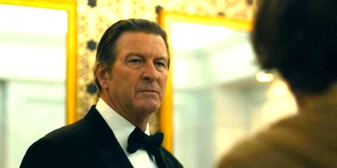 Thomas Wayne (Brett Cullen)