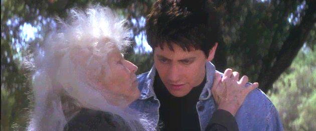 donnie darko e grandma death