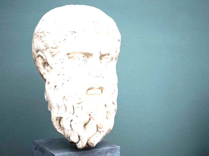 escultura Platão