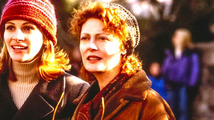 Cena de filme Lado a Lado mostra Julia Roberts e Susan Sarandon