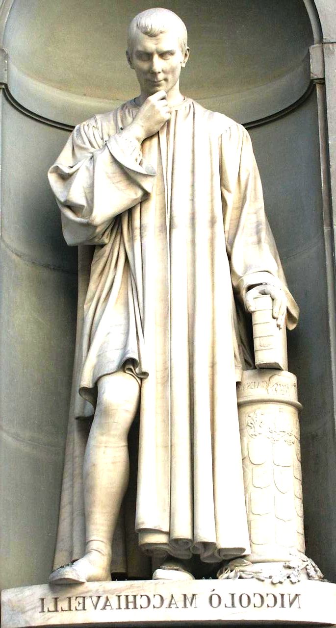 Estatua de Nicolau Maquiavel