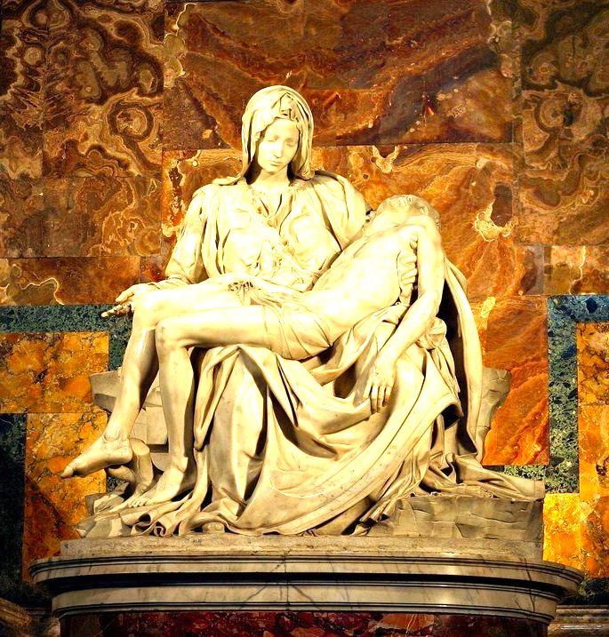 Estatua Pieta de Michelangelo.