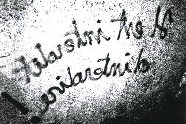 'É proibido proibir' foi um dos lemas do grupo grafitado a exaustão.
