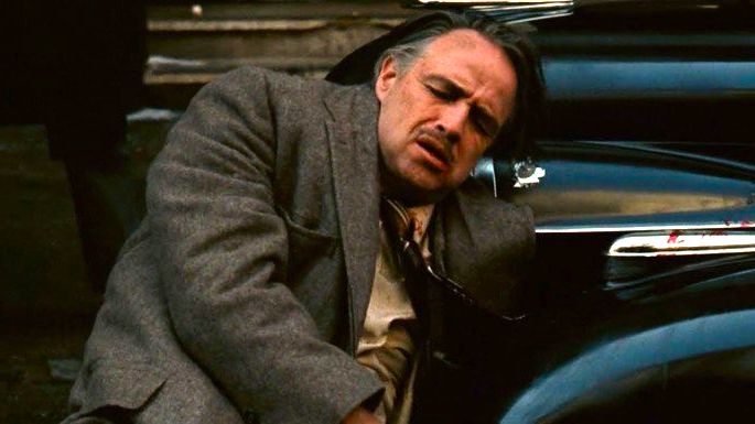 Vito Corleone é atacado.