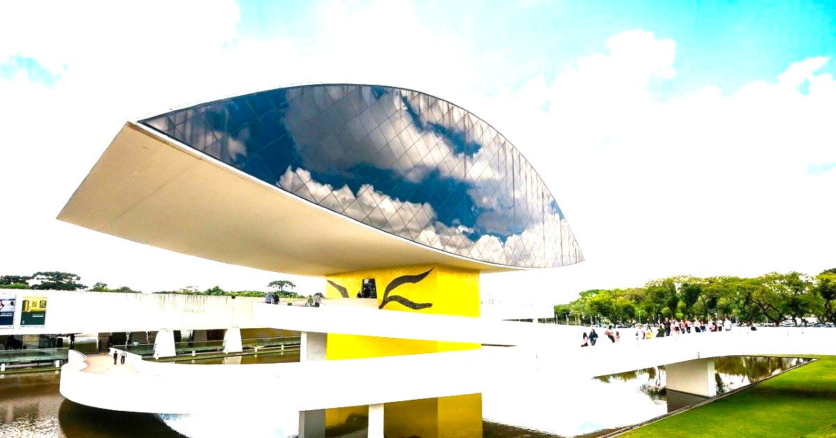 Oscar Niemeyer: 8 Obras Principais