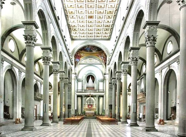 Interior da Igreja de San Lorenzo, Florença (igreja românica refeita por Brunelleschi, cujos trabalhos apenas se finalizaram cerca de 20 anos depois do artista morrer, sendo que a fachada permanece incompleta até hoje)