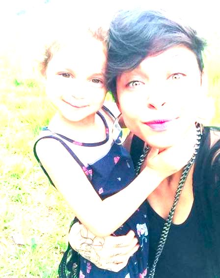 Kell e a filha Alice.